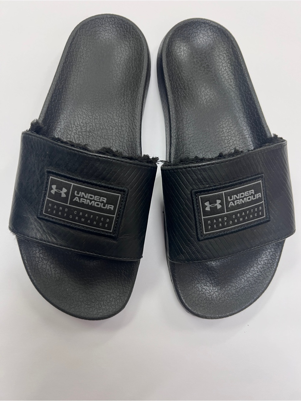 Under Armour Hand Crafted Slide Sandals Sz 8 Black Fur Lined Strap